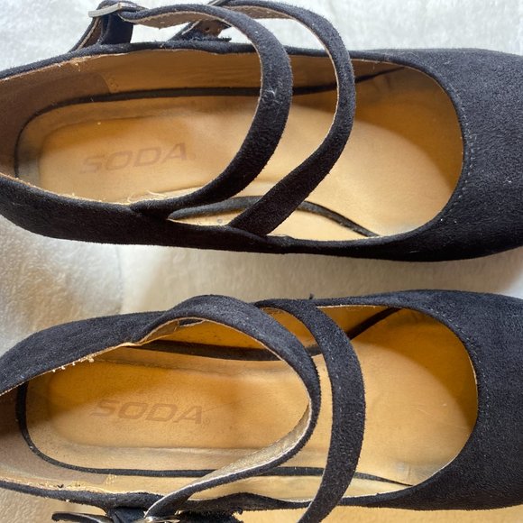 Black  Soda Brand Wedges with Straps - Picture 3 of 5